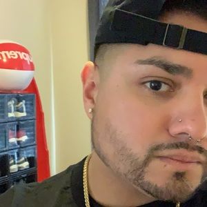 Meet your Posher, Phillip